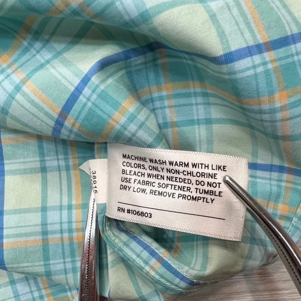 Duluth Trading Co Relaxed Fit Long Sleeve Button Up Shirt‎ Men's Size L Plaid